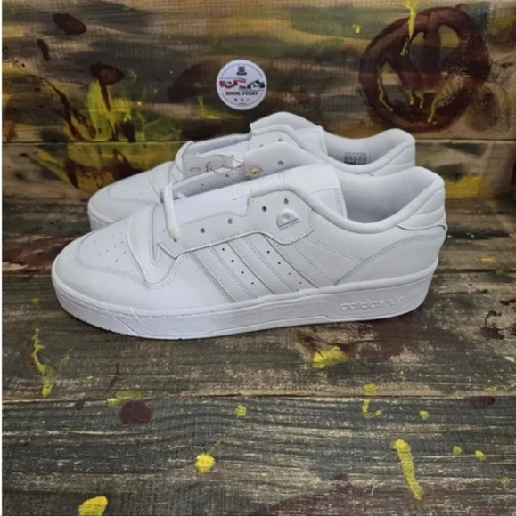 Men sports shoes - Picture 3 of 7